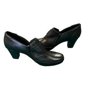 Clark’s Bendable’s Black Leather Booties